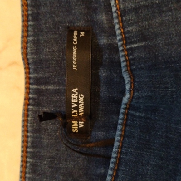 Simply Vera jeans. - Picture 2 of 10